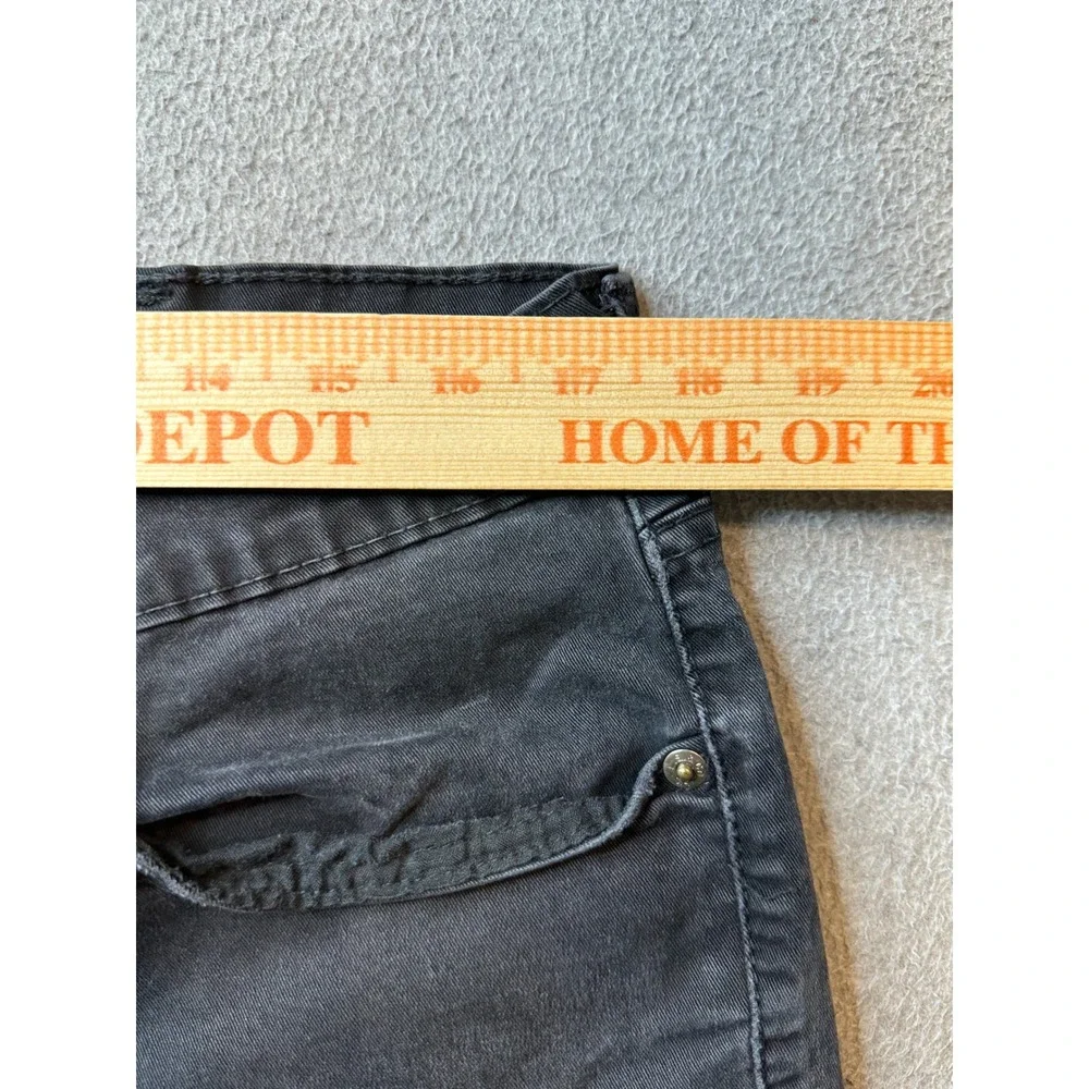 Signature Levis Strauss Athletic Fit Jeans Mens 38x32 (35x28.5) Black Denim Pant